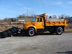 1992 INTERNATIONAL SINGLE AXLE DUMP TRUCK SNOW PLOW
