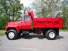 FORD L8000 SINGLE AXLE DUMP CAT DIESEL ALLISON AUOMATIC PINTLE HITCH ,RUNS GREAT