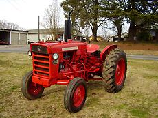 340 UTILITY  INTERNATIONAL 2WD GAS TRACTOR