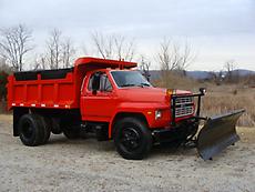 1986 FORD 370-2V GAS DUMP TRUCK SNOW BLADE