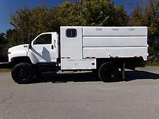 2009 GMC C7500 4x4 CHIPPER DUMP TRUCK FORESTRY ARBORIST (LOW MILES)