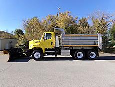 2011 FREIGHTLINER M2 106 6X4 SNOW PLOW DUMP TRUCK