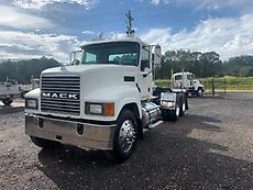 2007 Mack CHN613 Day Cab Truck